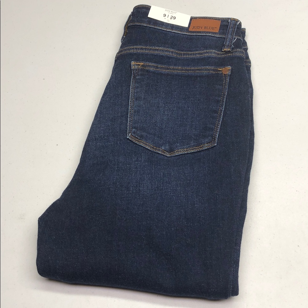 NWT JUDY BLUE SKINNY FIT JEANS ⭐️
